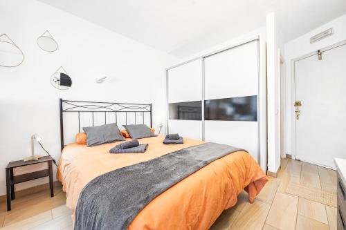 Twilight Dreams 2 - Studio with private rooftop pool center - Playa del Ingles