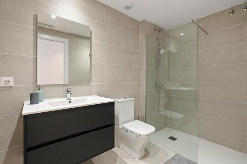 Monthly 32 Nights 1BR Pools Parking
