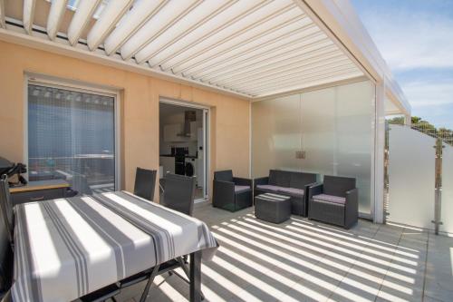 Μπαλκόνι ή βεράντα στο Superbe Appart Neuf Climatisé