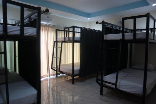 Postel nebo postele na pokoji v ubytování Cocoloco hostel