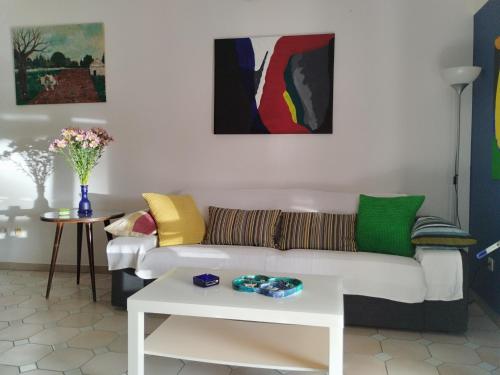 Walk to beach 2BR center, Zrce bus, parking