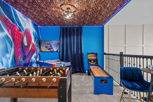 Chic 5Bed Home with Themed Rooms photo 3