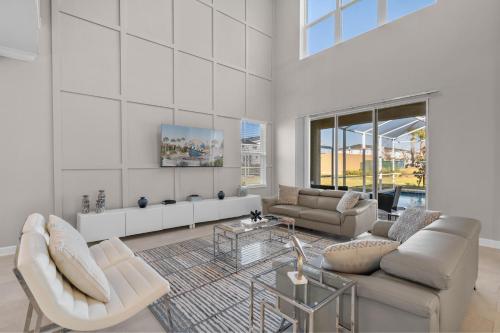 Chic 5Bed Home with Themed Rooms photo 22
