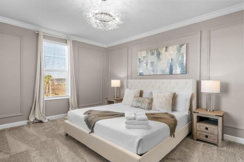 Chic 5Bed Home with Themed Rooms photo 39