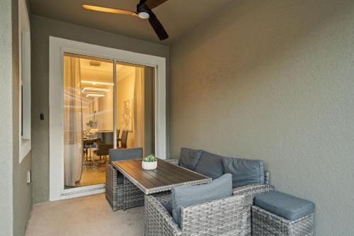 Special 4bedroom TH w-private pool next to Disney photo 16