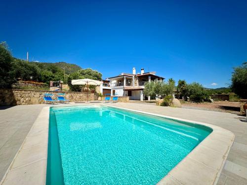 Gallery image of Paradise Villa With Pool in Cardedu