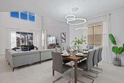 Chic 5Bed Retreat, Perfect for Family Getaway photo 19