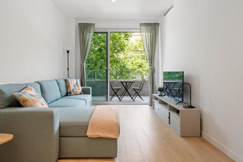 Monthly 32 Nights 1BR Pools Parking