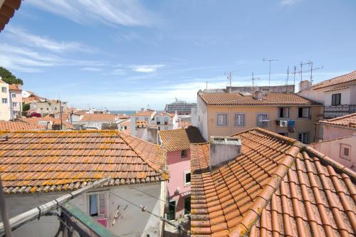 Alfama Historial I River View by Homing