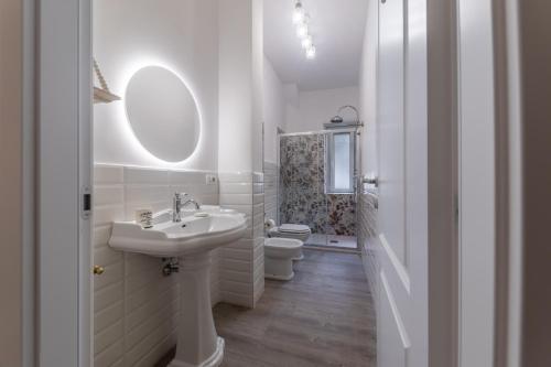 Vatican Shabby apartment double bedrooms