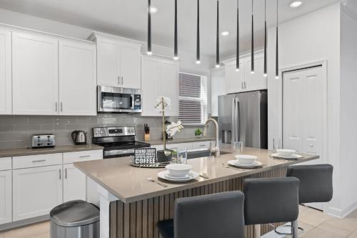 Chic 5Bed Retreat, Perfect for Family Getaway photo 15