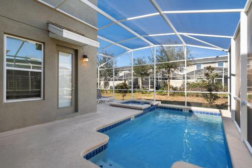 Chic 5Bed Retreat, Perfect for Family Getaway photo 25
