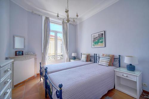 Lumineux 2 chambres, CARRE D'OR-COEUR DE CANNES A2B196