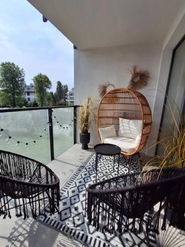 Ban công/sân hiên tại Apartament z basenem Ustronie Morskie