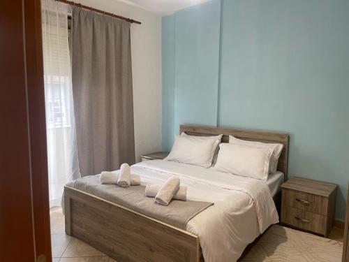 Spacious Apartment with Balcony