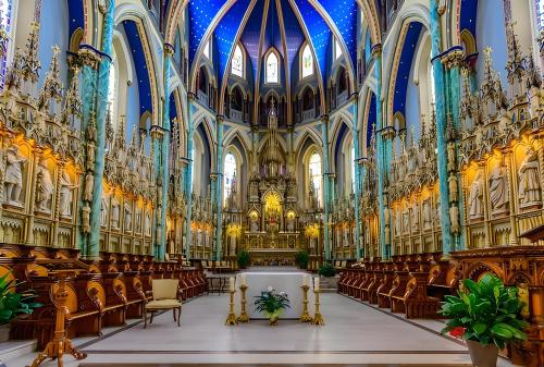 a large cathedral with chairs and a table in it at Charming 1BR Flat in Ottawa Historic Lower Town in Ottawa