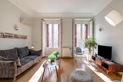 Stylish Bright -2 Beds 2 Baths - Plaza de España