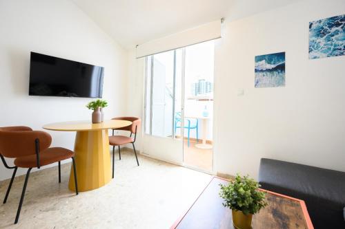 Cano Penthouse, terrace & 2 min to the beach by 10ToSea