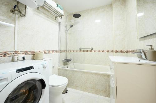 Cano Penthouse, terrace & 2 min to the beach by 10ToSea