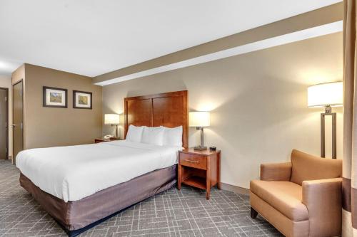 Postel nebo postele na pokoji v ubytování Comfort Inn Denver West Arvada Station