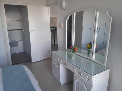 Fotografie z fotogalerie ubytování Sunset 786 Holiday Accommodation-Room 208 v destinaci Strand