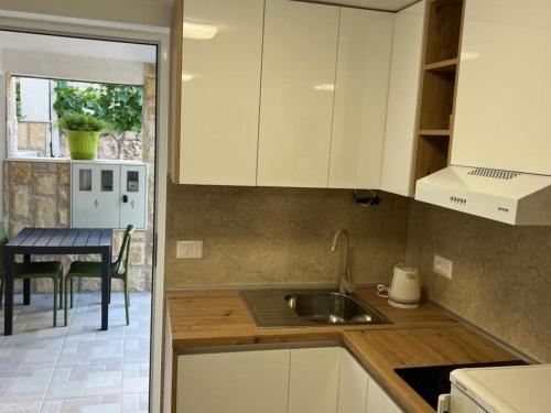 Φωτογραφία από το άλμπουμ του Apartmani Karlo σε Zivogosce