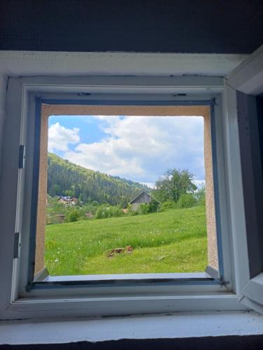 Nespecifikovaný výhled na hory nebo výhled na hory při pohledu z apartmánu
