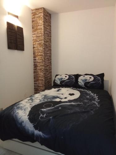 Postel nebo postele na pokoji v ubytování Maison coquette camarguaise