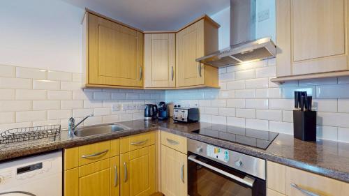 Bright and cosy 1 bed flat next to Tower Bridge photo 18