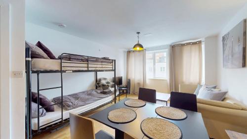 Bright and cosy 1 bed flat next to Tower Bridge photo 7