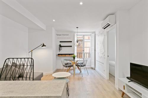 Modern Refurbished - 1BD 1BTH - Las Letras