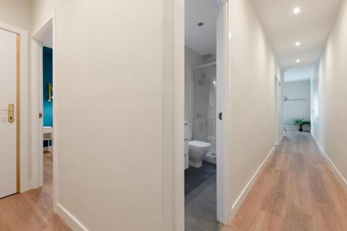 Refurbished and bright-Pool-1Bed 1Bath-Chueca