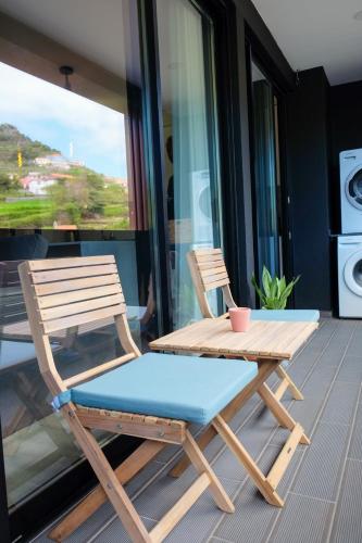 New 3 Bedroom Luxury Family Apartment - Airco, King Size Beds, Fully equipped kitchen, Balcony, Washingmachine, 2 bathrooms, Free parking, Fast Internet, 142m2