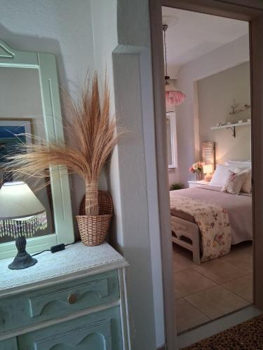 Smaragda's Home