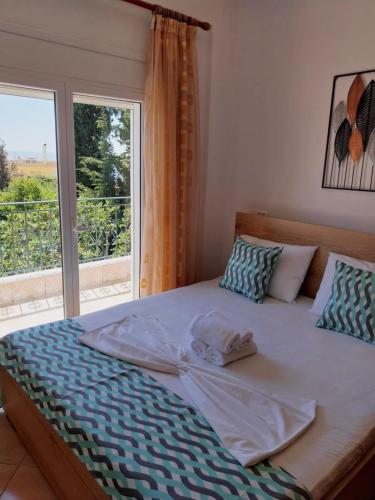 Gallery image of Olga's apartment Drymades in Dhërmi
