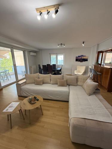 Elliniko Luxury Apartment