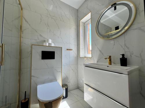 Ένα μπάνιο στο LOFT Apartments