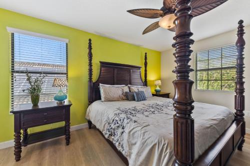 Immaculate Family Home - 7 Bed - with an Amazing Waterfall Pool photo 25
