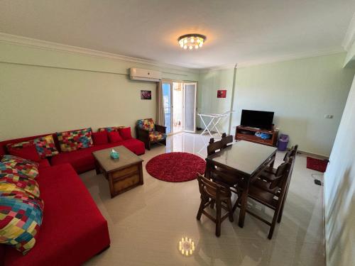 شاليه 3 غرف في قرية مارسيليا بيتش 4