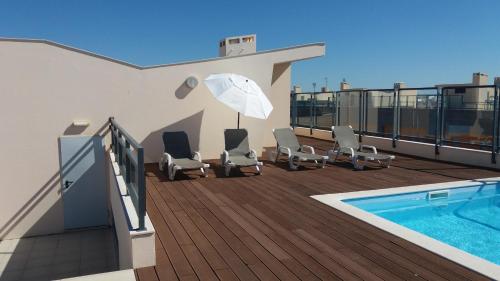 Apartamento Novo com Piscina Olhão