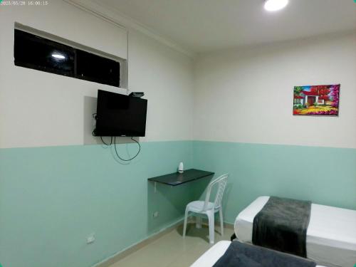 Μια τηλεόραση ή/και κέντρο ψυχαγωγίας στο Hotel HIH