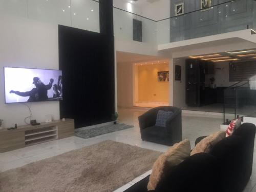 TV i/ili zabavni centar u objektu The Residence