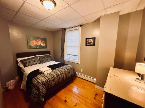 Ένα ή περισσότερα κρεβάτια σε δωμάτιο στο 1 Bedroom Downtown Portland