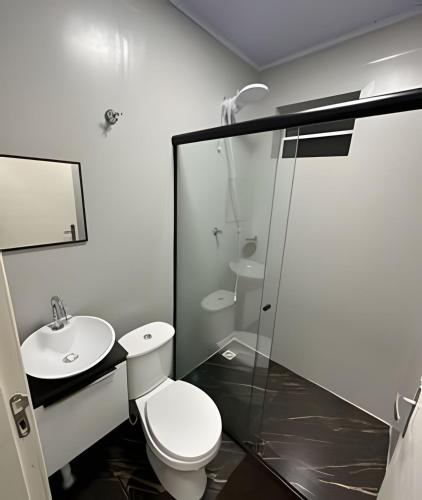 Bilik mandi di Loft Lux 7 Próximo ao Centro de Eventos