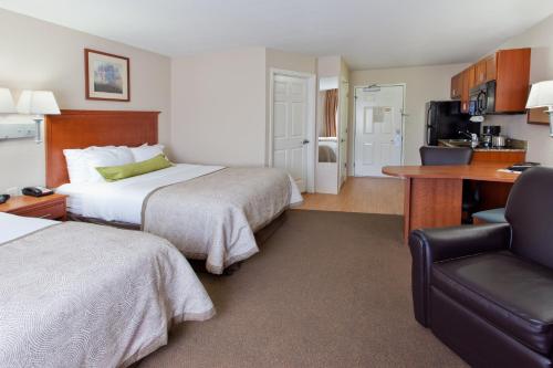 Postel nebo postele na pokoji v ubytování Candlewood Suites Lexington by IHG