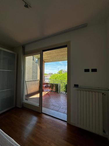 Balkoni atau teres di Appartamento luminoso