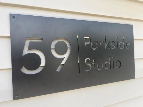 ニュープリマスにあるParkside Studio 59のギャラリーの写真
