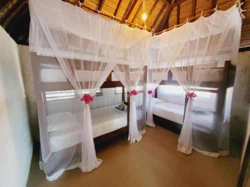 Gallery image of Rote Island Huts in Nembrala