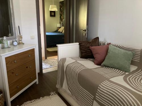 Ένα ή περισσότερα κρεβάτια σε δωμάτιο στο Wéber Villa