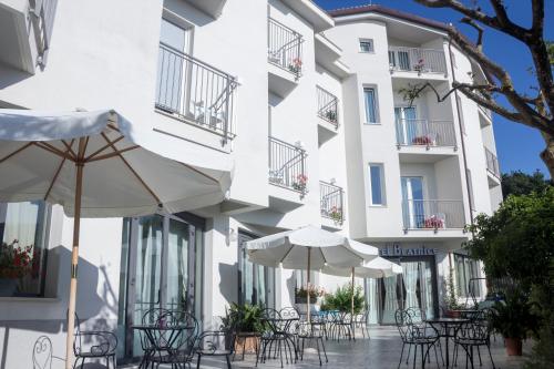 Gallery image of Hotel Beatrice in Sirolo